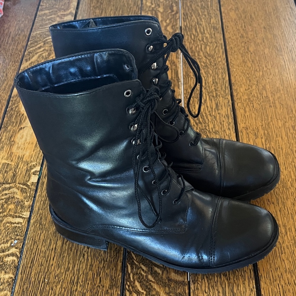 Vintage 90’s Black Leather Lace-Up Women's Boots 10 M
